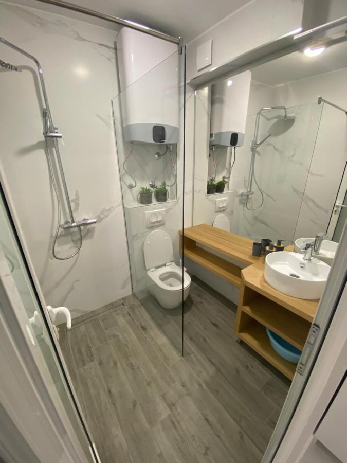 Deluxe Pool Apartment 4 Petrovac Екстер'єр фото